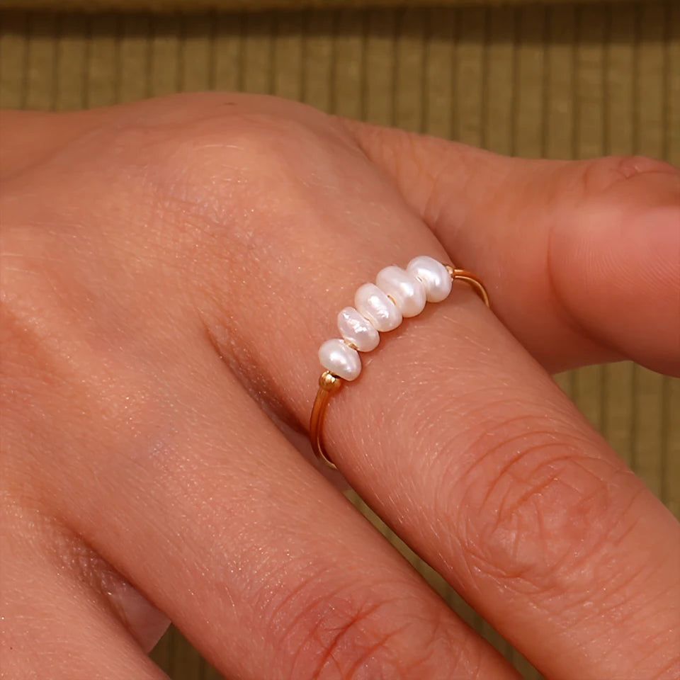 Iris Petite Pearl Ring