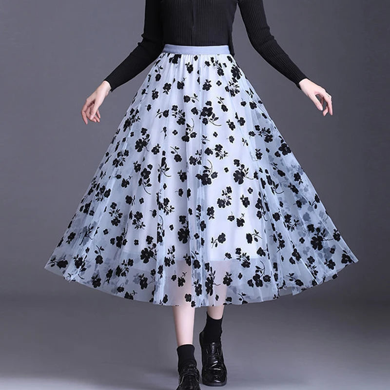 Ebon Lace Meadow Skirt