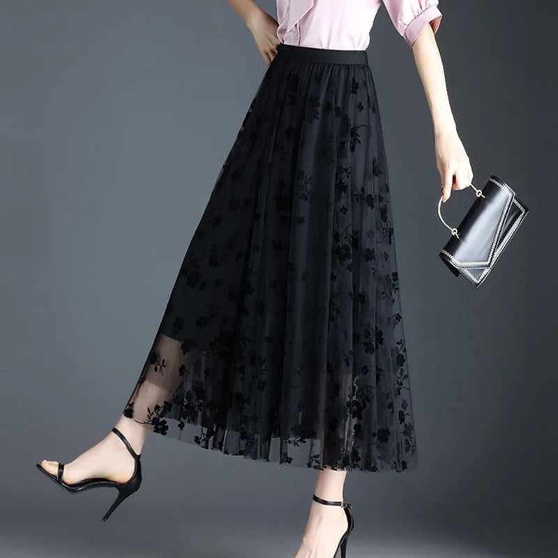 Ebon Lace Meadow Skirt