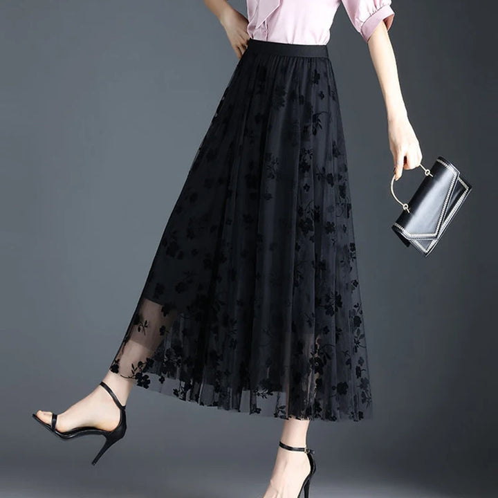 Ebon Lace Meadow Skirt