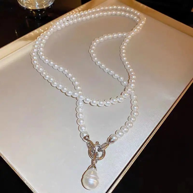 Glam Statement Pearl Sache - Weston Fletcher