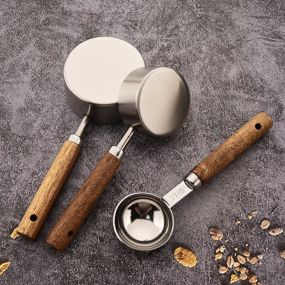 Timberware Measuring Cup Set - Weston Fletcher