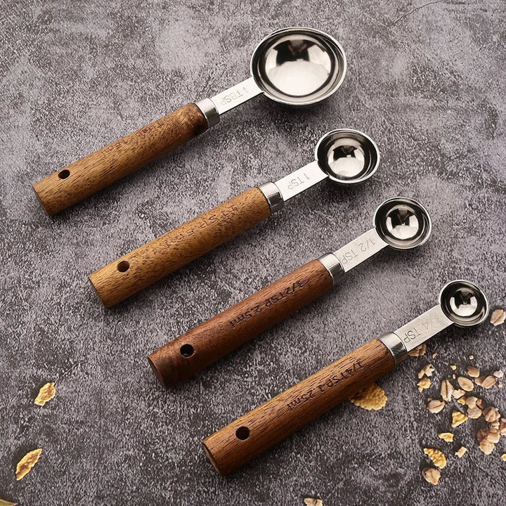 Timberware Measuring Cup Set - Weston Fletcher