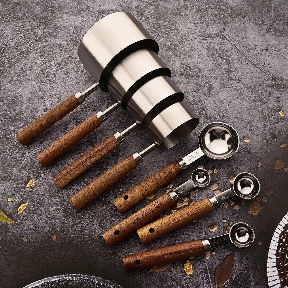 Timberware Measuring Cup Set - Weston Fletcher